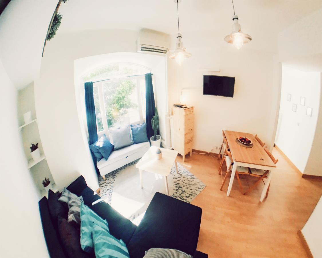 Lollipop Flats City Centre Deluxe Suite Мадрид Экстерьер фото