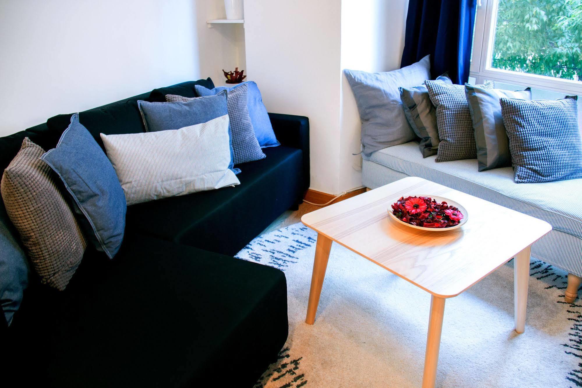 Lollipop Flats City Centre Deluxe Suite Мадрид Экстерьер фото